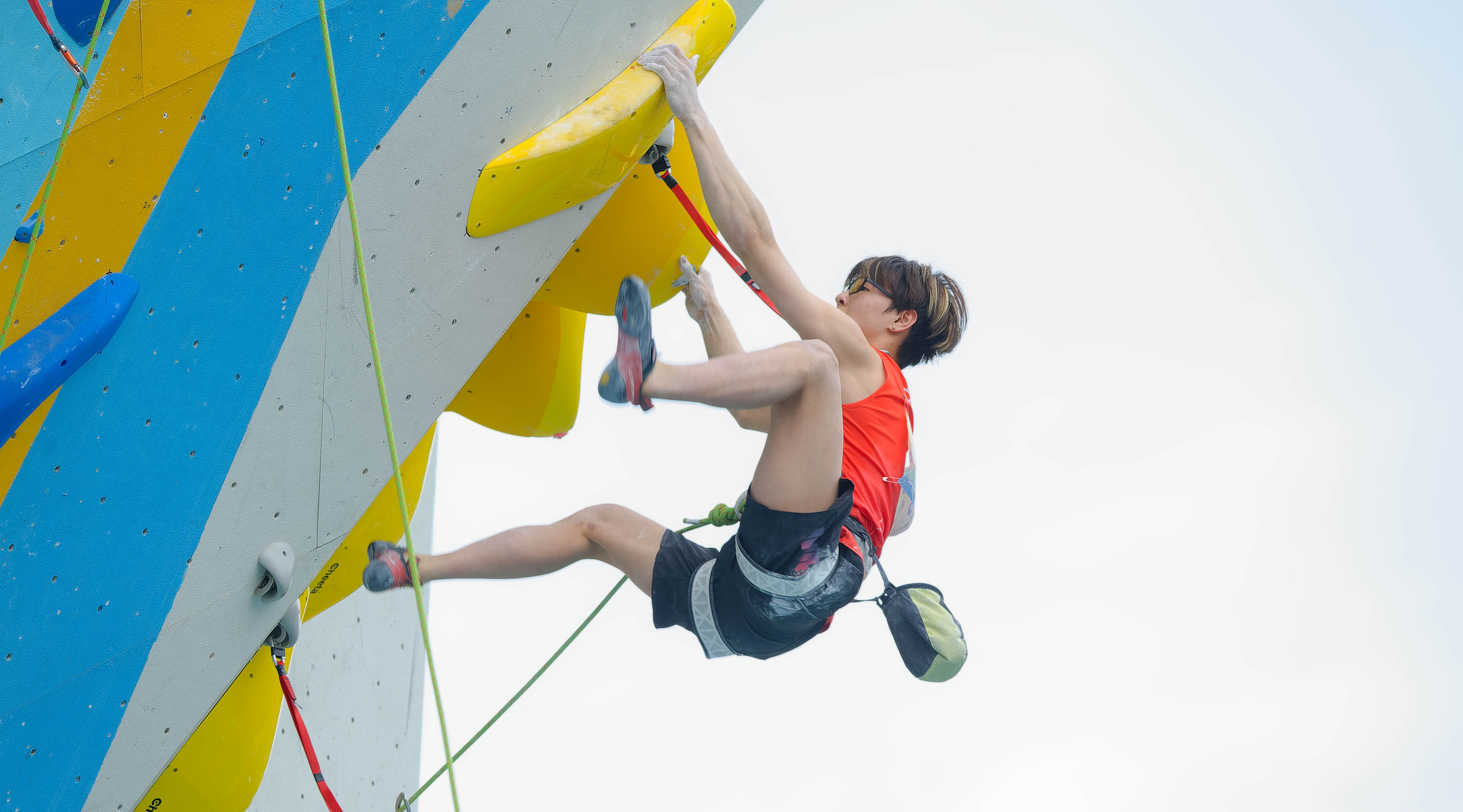 意媒：国米中卫缺乏回追速度，齐沃想用比塞克弥补这一点