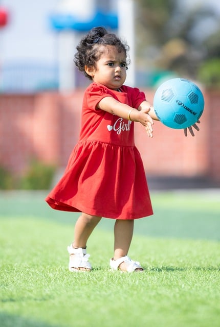 与中国之间 与中国之间